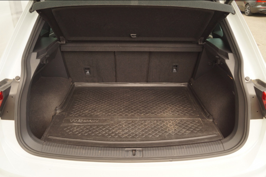 Volkswagen Tiguan 1.5 TSI 150pk DSG R-Line (2x) Highline Business