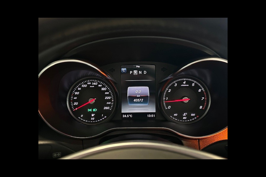 Mercedes-Benz C-Klasse Cabrio 200 AMG STYLING-AIRSCARF-MEMORY-HEAD UP-BURMESTER-ZEER COMPLEET