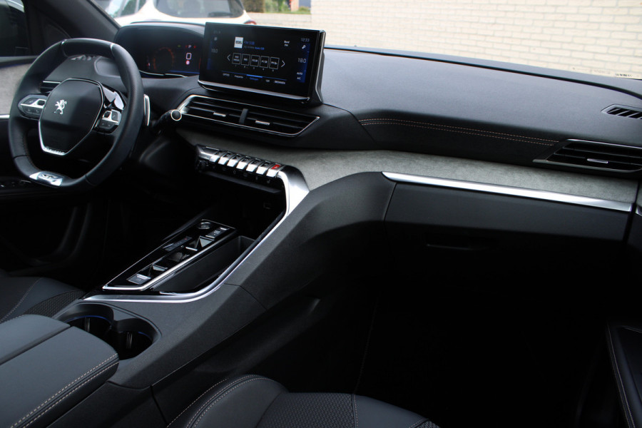 Peugeot 5008 1.2 PureTech GT | Black Pack | Adaptieve Cruise | 7-Persoons | Led | BLIS | Navigatie