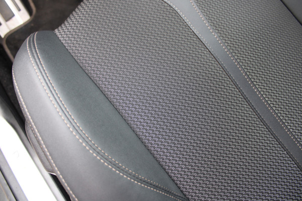 Peugeot 5008 1.2 PureTech GT | Black Pack | Adaptieve Cruise | 7-Persoons | Led | BLIS | Navigatie