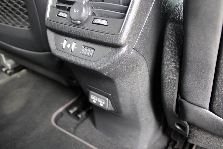 Peugeot 5008 1.2 PureTech GT | Black Pack | Adaptieve Cruise | 7-Persoons | Led | BLIS | Navigatie