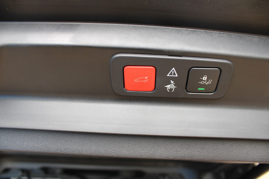 Peugeot 5008 1.2 PureTech GT | Black Pack | Adaptieve Cruise | 7-Persoons | Led | BLIS | Navigatie