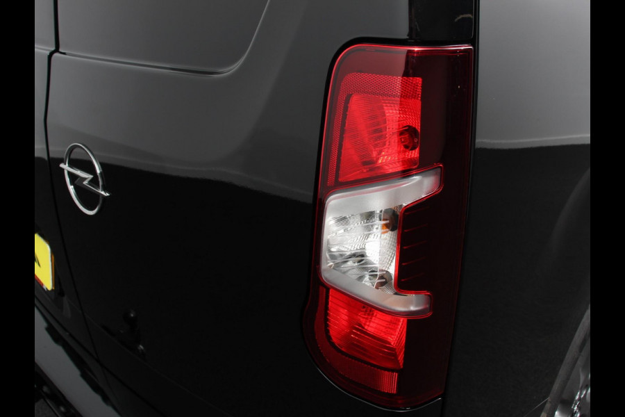 Opel Combo 1.5 BlueHDi 130 pk L2 Automaat Apple Carplay / Android Auto Navigatie Trekhaak Airco Camera Cruise Control Parkeersensoren V+A DAB