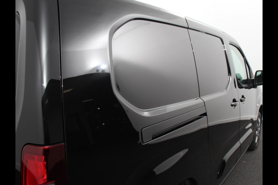 Opel Combo 1.5 BlueHDi 130 pk L2 Automaat Apple Carplay / Android Auto Navigatie Trekhaak Airco Camera Cruise Control Parkeersensoren V+A DAB