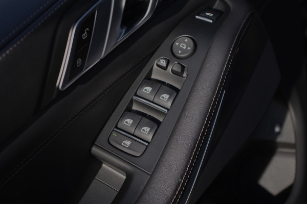 BMW X5 xDrive45e 395 PK M-Sport High Executive PHEV, Harman-Kardon, Individual Leder, Sky Lounge Panoramadak, Head-Up