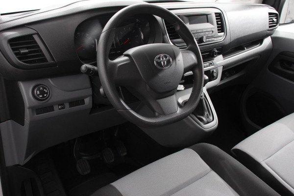 Toyota Proace Shuttle 1.5 D-4D 116pk Dynamic VP 9 persoons Trekhaak Airco Cruise Control Bluetooth Getinte ramen