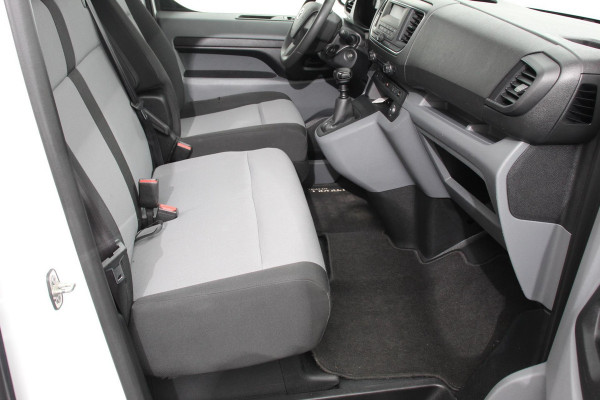 Toyota Proace Shuttle 1.5 D-4D 116pk Dynamic VP 9 persoons Trekhaak Airco Cruise Control Bluetooth Getinte ramen