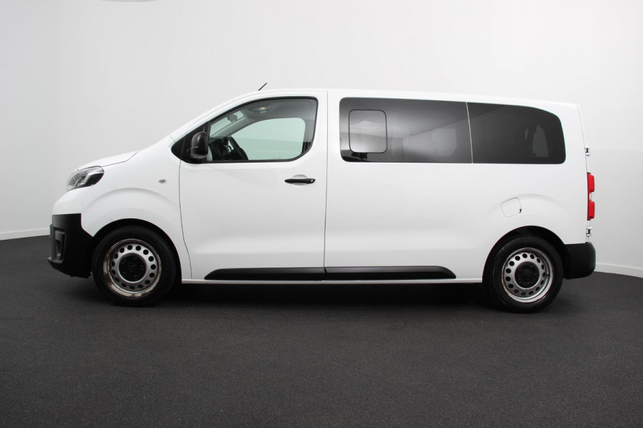 Toyota Proace Shuttle 1.5 D-4D 116pk Dynamic VP 9 persoons Trekhaak Airco Cruise Control Bluetooth Getinte ramen