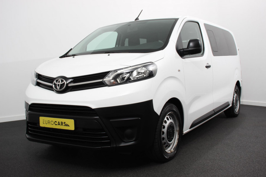 Toyota Proace Shuttle 1.5 D-4D 116pk Dynamic VP 9 persoons Trekhaak Airco Cruise Control Bluetooth Getinte ramen