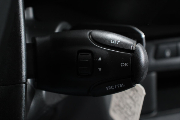 Toyota Proace Shuttle 1.5 D-4D 116pk Dynamic VP 9 persoons Trekhaak Airco Cruise Control Bluetooth Getinte ramen