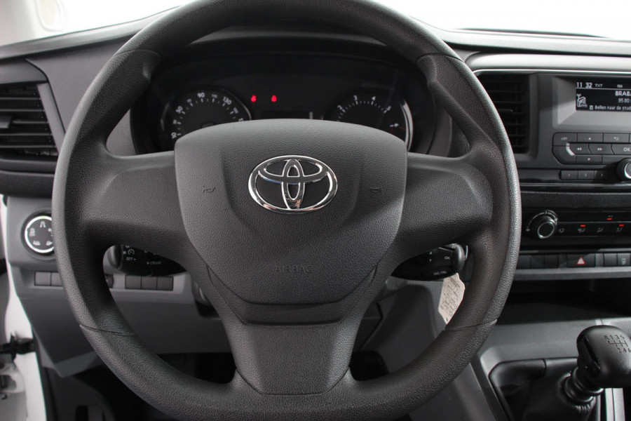 Toyota Proace Shuttle 1.5 D-4D 116pk Dynamic VP 9 persoons Trekhaak Airco Cruise Control Bluetooth Getinte ramen