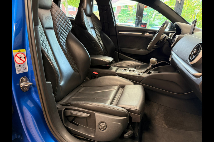 Audi A3 Sportback RS3 2.5 TFSI RS 3 QUATTRO 400PK NAVI PANO LED CRUISE CLIMATE CONTROL