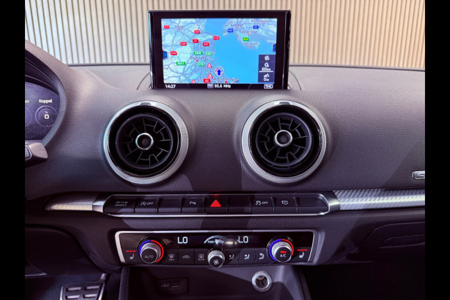 Audi A3 Sportback RS3 2.5 TFSI RS 3 QUATTRO 400PK NAVI PANO LED CRUISE CLIMATE CONTROL