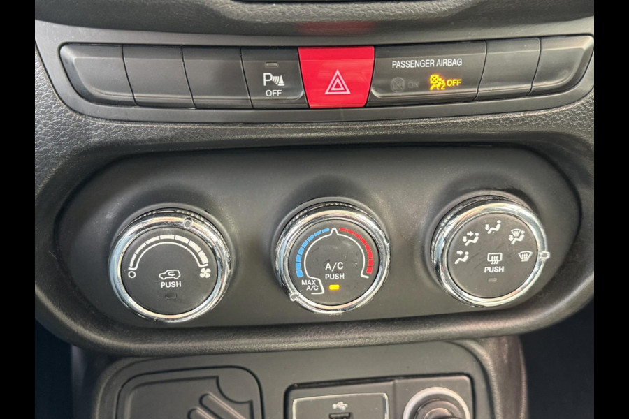 Jeep Renegade 1.6 E-Torq EVO Longitude FWD - Airco I PDC I UConnect I Sport velgen I Dealer onderhouden