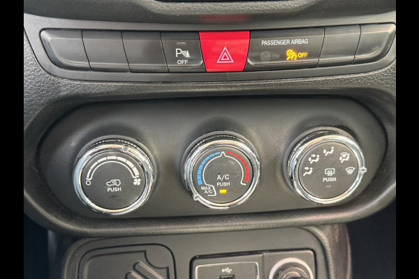 Jeep Renegade 1.6 E-Torq EVO Longitude FWD - Airco I PDC I UConnect I Sport velgen I Dealer onderhouden