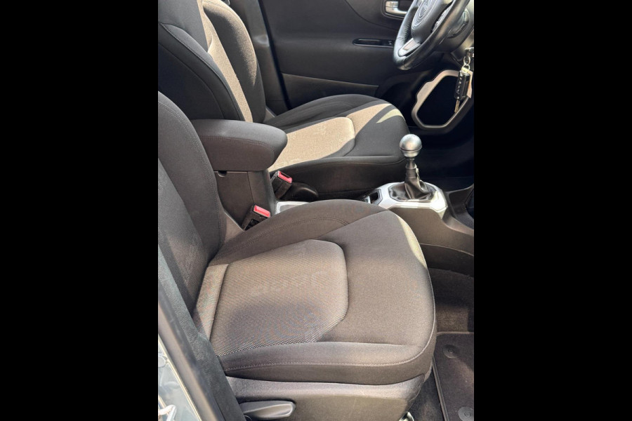 Jeep Renegade 1.6 E-Torq EVO Longitude FWD - Airco I PDC I UConnect I Sport velgen I Dealer onderhouden