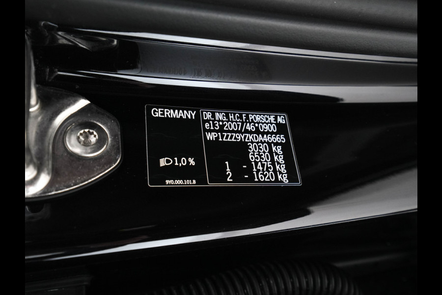 Porsche Cayenne 3.0 E-Hybrid Sport-Chrono-Pack (INCL-BTW) *PANO | CLUB-FULL-LEATHER | SOFT-CLOSE | MEMORY-PACK | SURROUND-VIEW | FULL-LED | NAVI-FULLMAP | AIR-SUSPENSION | DAB | DIGI-COCKPIT | PDC | CRUISE | SPORT-SEATS | 21"ALU*
