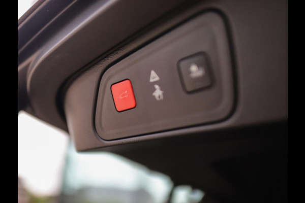 Peugeot 3008 1.5 BlueHDi Blue Lease Premium | Pano | Camera | Focal | Memory | Keyless