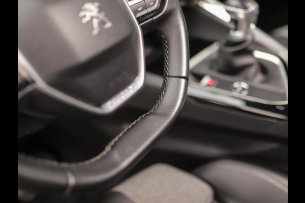 Peugeot 3008 1.5 BlueHDi Blue Lease Premium | Pano | Camera | Focal | Memory | Keyless