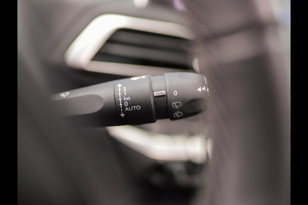Peugeot 3008 1.5 BlueHDi Blue Lease Premium | Pano | Camera | Focal | Memory | Keyless