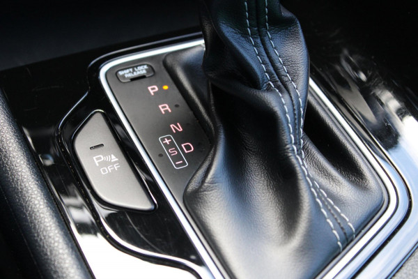 Kia Niro 1.6 GDi Hybrid DynamicLine Automaat Navi Camera Nap