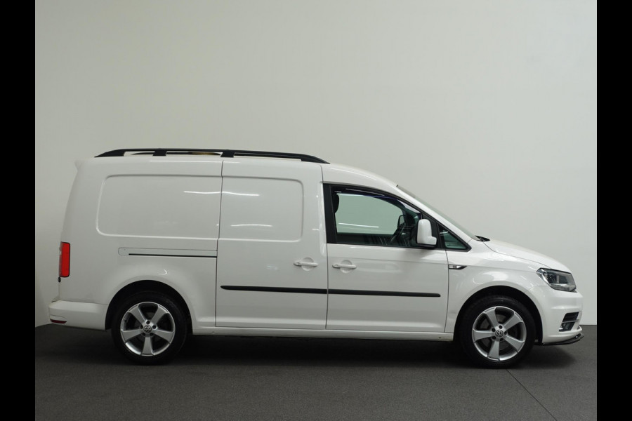 Volkswagen Caddy 150pk Automaat L2H1 Maxi Euro6 Parkeersensoren achter Cruise Control Airco 17"velgen Achterklep APK tot 04-2026