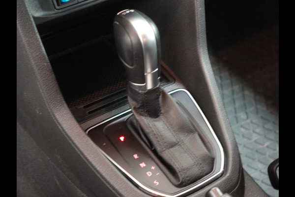 Volkswagen Caddy 150pk Automaat L2H1 Maxi Euro6 Parkeersensoren achter Cruise Control Airco 17"velgen Achterklep APK tot 04-2026