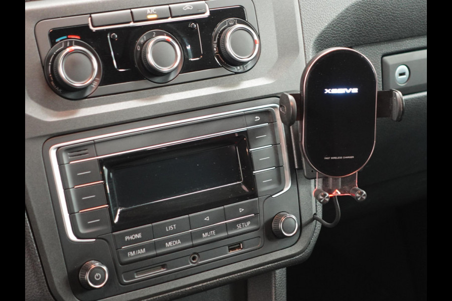 Volkswagen Caddy 150pk Automaat L2H1 Maxi Euro6 Parkeersensoren achter Cruise Control Airco 17"velgen Achterklep APK tot 04-2026
