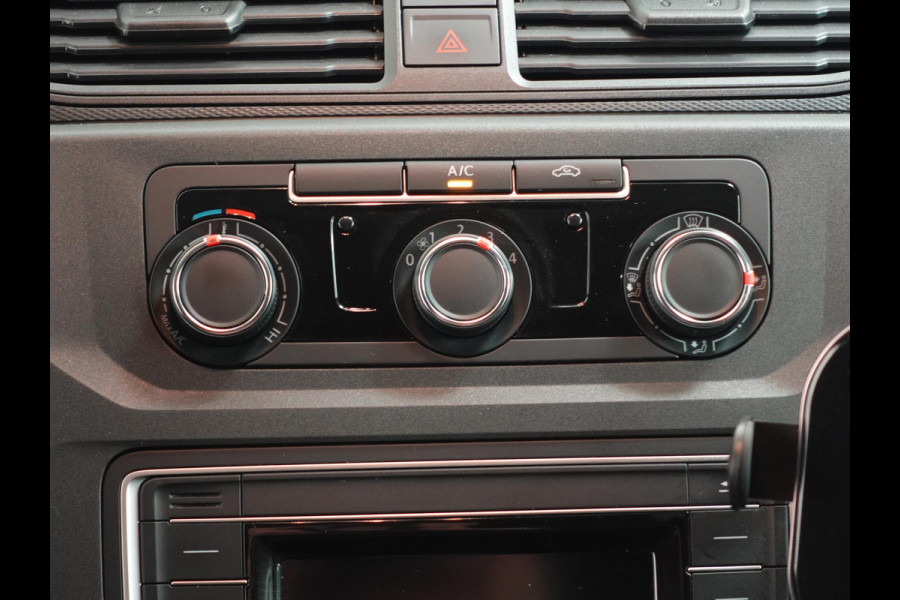 Volkswagen Caddy 150pk Automaat L2H1 Maxi Euro6 Parkeersensoren achter Cruise Control Airco 17"velgen Achterklep APK tot 04-2026