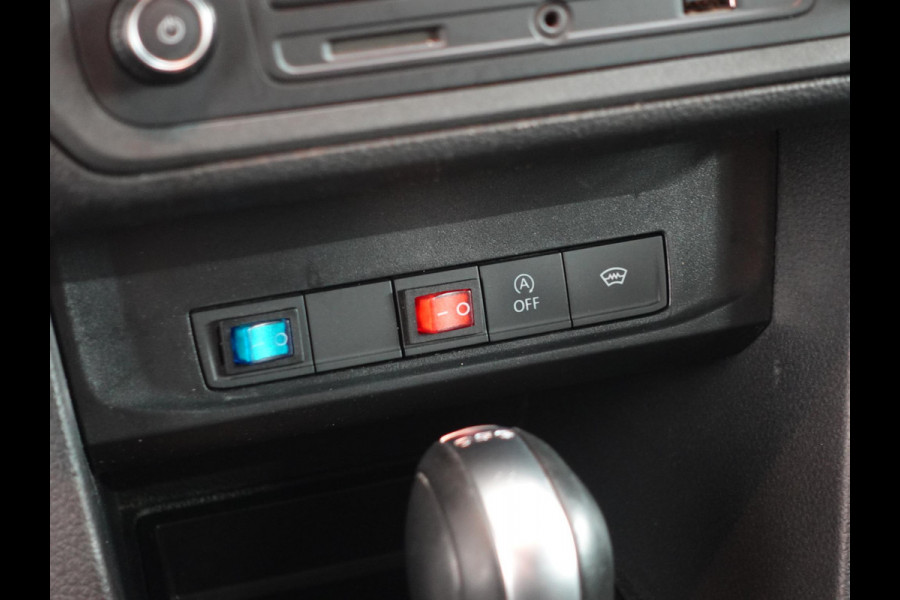 Volkswagen Caddy 150pk Automaat L2H1 Maxi Euro6 Parkeersensoren achter Cruise Control Airco 17"velgen Achterklep APK tot 04-2026