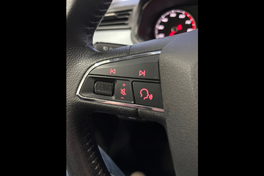 Seat Arona Clima, Navi, Cruise, Carplay 1.0 TSI Style Business Intense