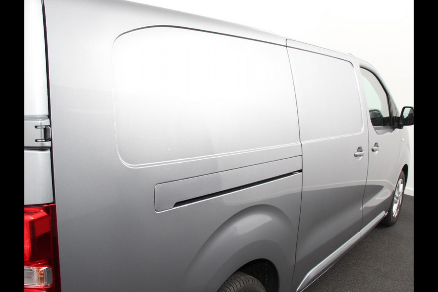 Opel Vivaro 2.0 BlueHDi 180PK L3 Automaat BPM VRIJ! Trekhaak Navigatie Apple Carplay / Android Auto Camera Parkeersensoren Cruise Control LED koplampen houten afwerking laadruimte