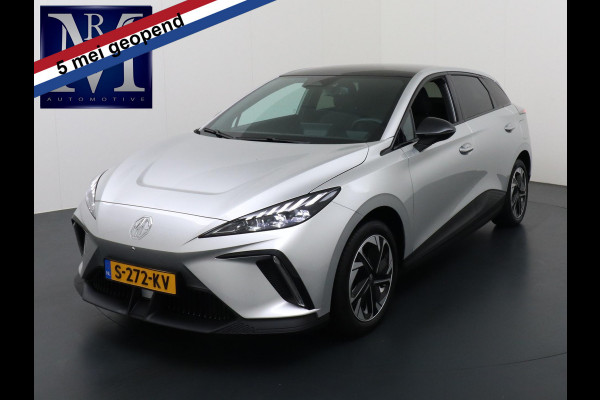 MG 4 Luxury 64 kWh COMPLETE AUTO | LONG RANGE! | RIJKLAAR INCL. 12 MND. BOVAGGARANTIE