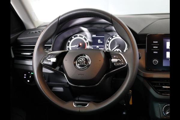 Škoda SCALA 1.0 TSI Ambition 110 pk | Verlengde garantie | Navigatie via App | Parkeersensoren achter | LED koplampen | Apple Carplay/Android Auto |