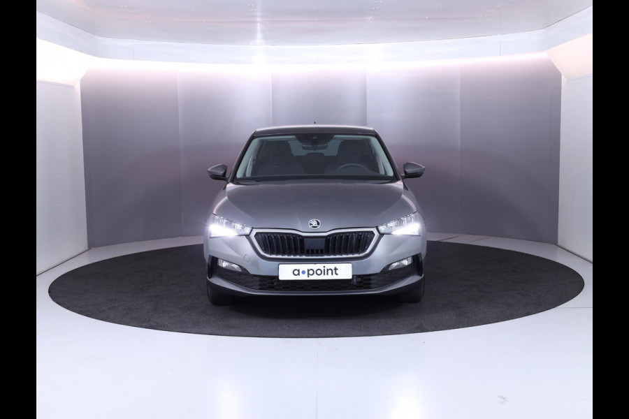 Škoda SCALA 1.0 TSI Ambition 110 pk | Verlengde garantie | Navigatie via App | Parkeersensoren achter | LED koplampen | Apple Carplay/Android Auto |