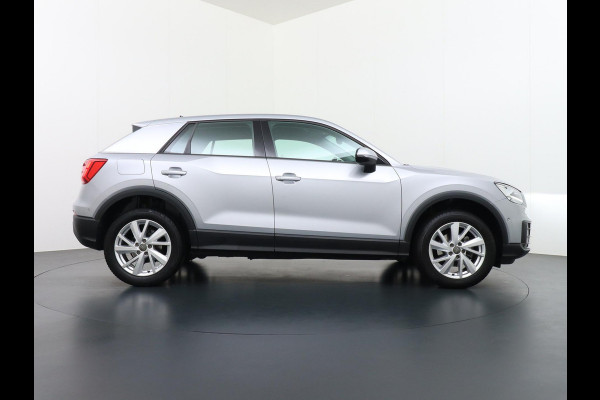Audi Q2 35 TFSI S Edition TREKHAAK | LEDER | RIJKLAAR INCL. 12 MND. BOVAGGARANTIE