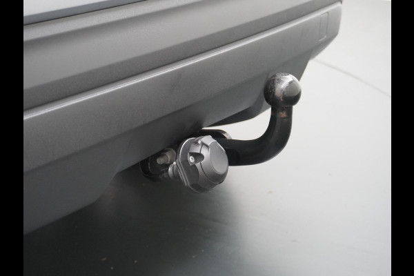 Audi Q2 35 TFSI S Edition TREKHAAK | LEDER | RIJKLAAR INCL. 12 MND. BOVAGGARANTIE