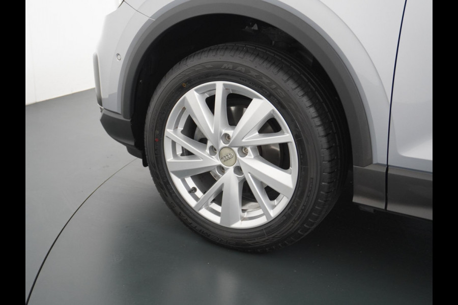 Audi Q2 35 TFSI S Edition TREKHAAK | LEDER | RIJKLAAR INCL. 12 MND. BOVAGGARANTIE