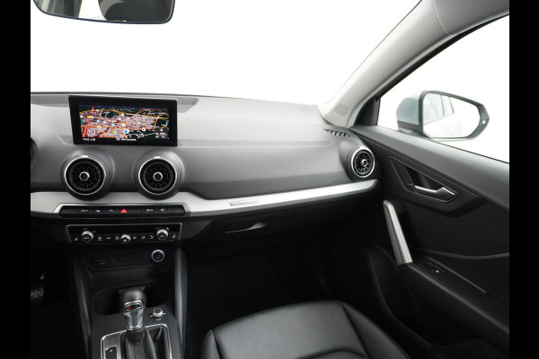Audi Q2 35 TFSI S Edition TREKHAAK | LEDER | RIJKLAAR INCL. 12 MND. BOVAGGARANTIE