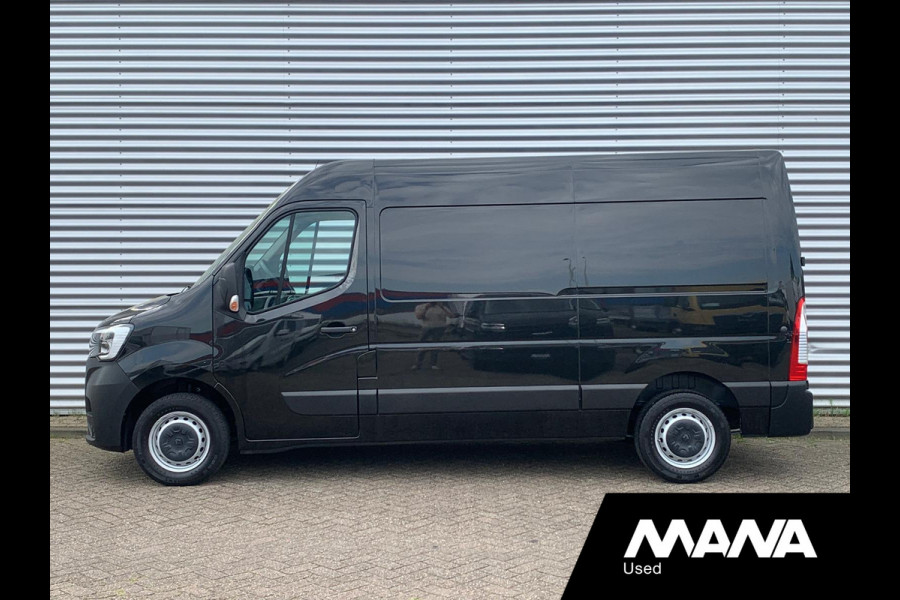 Renault Master T35 2.3 dCi 135 L2H2 Airco Cruise Sensoren LED 12V Navigatie Bijrijdersbank Bluetooth NAP