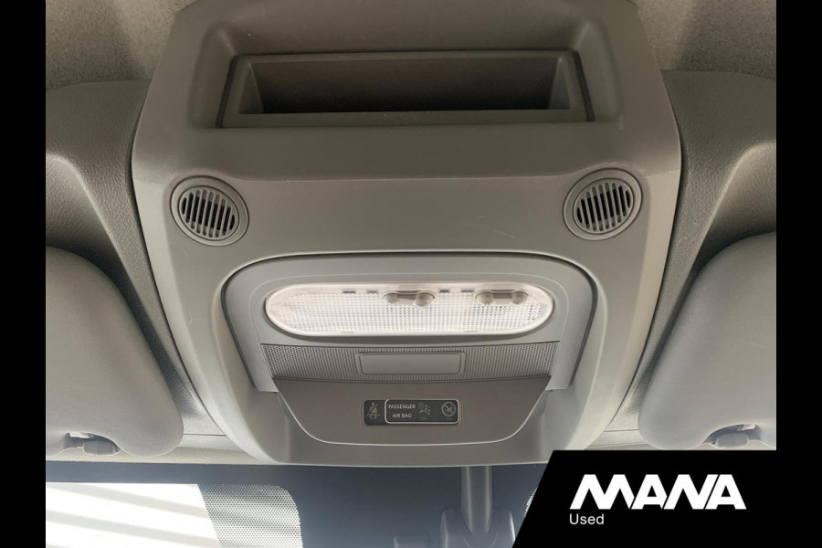 Renault Master T35 2.3 dCi 135 L2H2 Airco Cruise Sensoren LED 12V Navigatie Bijrijdersbank Bluetooth NAP