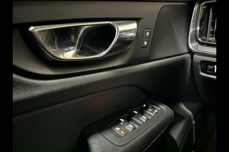 Volvo V60 2.0 B3 Business Pro Navi Autopilot Leer Trekh. NAP
