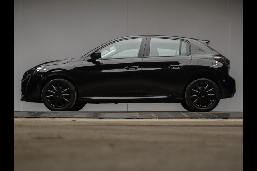Peugeot 208 1.2 PureTech Active Sport (APPLE CARPLAY,NAVI,CRUISE,LED,LANE ASSIST,SPORTSTOELEN,BLACKPACK,NIEUWE APK,NETTESTAAT)