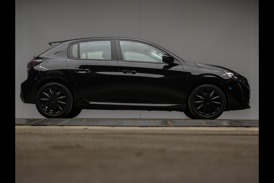 Peugeot 208 1.2 PureTech Active Sport (APPLE CARPLAY,NAVI,CRUISE,LED,LANE ASSIST,SPORTSTOELEN,BLACKPACK,NIEUWE APK,NETTESTAAT)