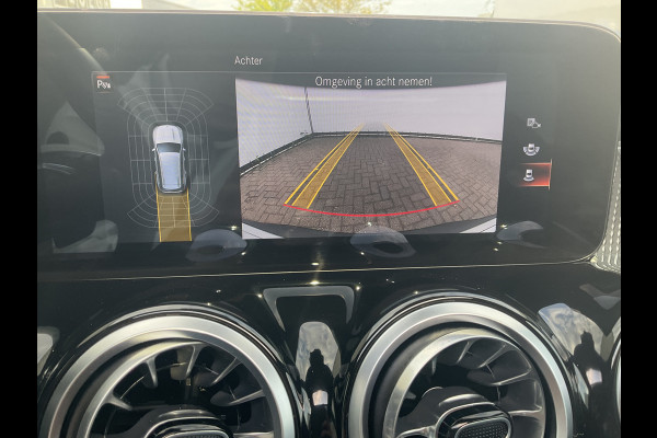 Mercedes-Benz EQB 300 4MATIC AMG Line 67 kWh Pano Adap.Cruise Sfeerverl Cam Compleet!