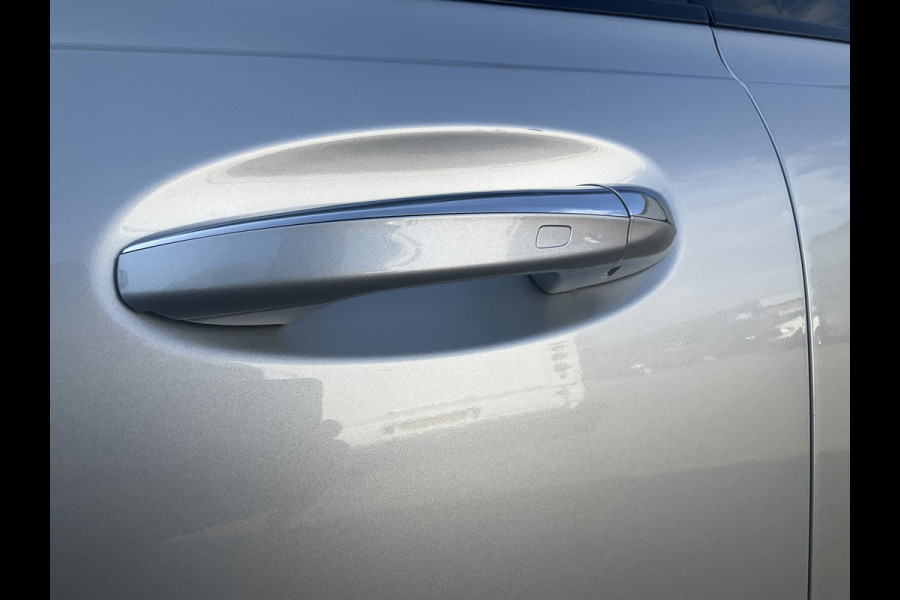 Mercedes-Benz EQB 300 4MATIC AMG Line 67 kWh Pano Adap.Cruise Sfeerverl Cam Compleet!