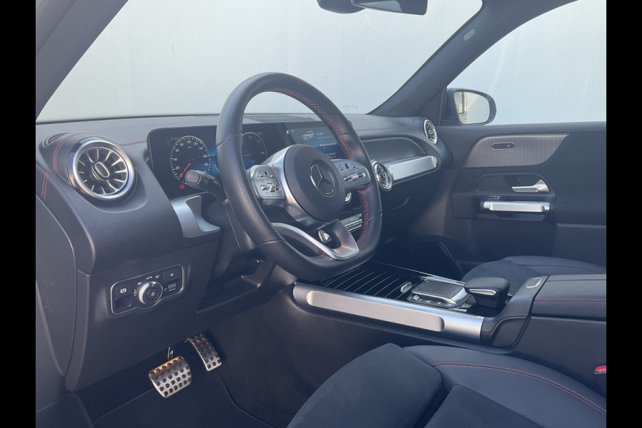 Mercedes-Benz EQB 300 4MATIC AMG Line 67 kWh Pano Adap.Cruise Sfeerverl Cam Compleet!