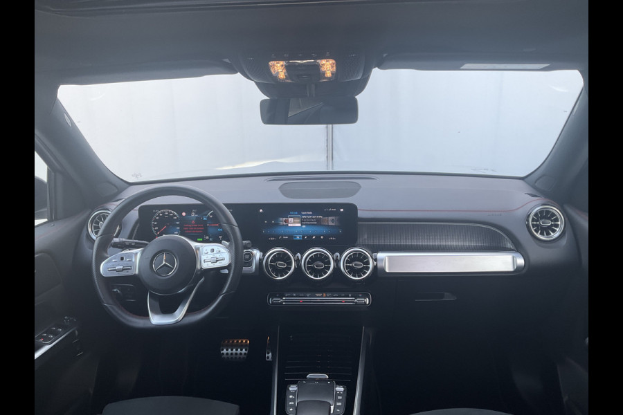 Mercedes-Benz EQB 300 4MATIC AMG Line 67 kWh Pano Adap.Cruise Sfeerverl Cam Compleet!