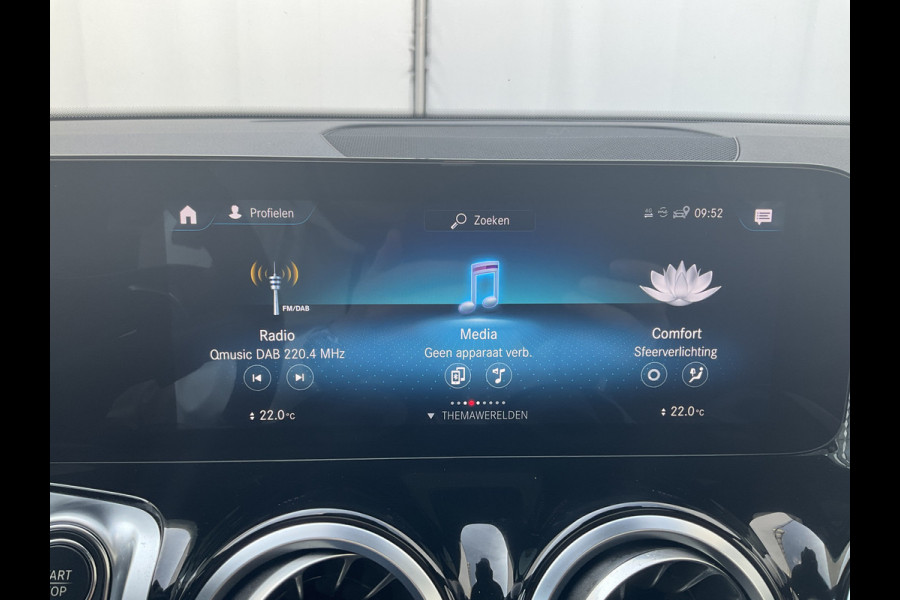 Mercedes-Benz EQB 300 4MATIC AMG Line 67 kWh Pano Adap.Cruise Sfeerverl Cam Compleet!