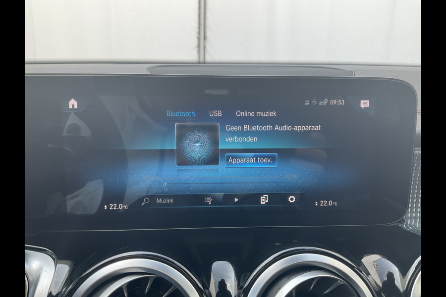 Mercedes-Benz EQB 300 4MATIC AMG Line 67 kWh Pano Adap.Cruise Sfeerverl Cam Compleet!
